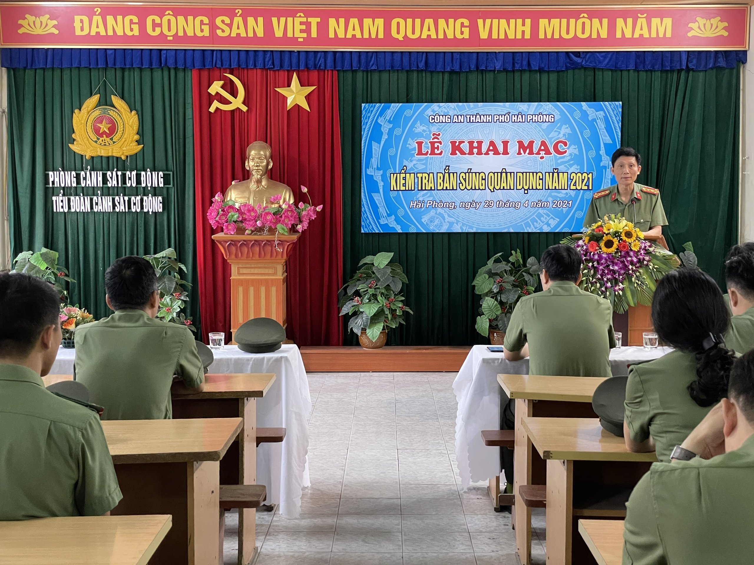 Khai mạc kiểm tra bắn súng quân dụng Công an thành phố Hải Phòng năm 2021